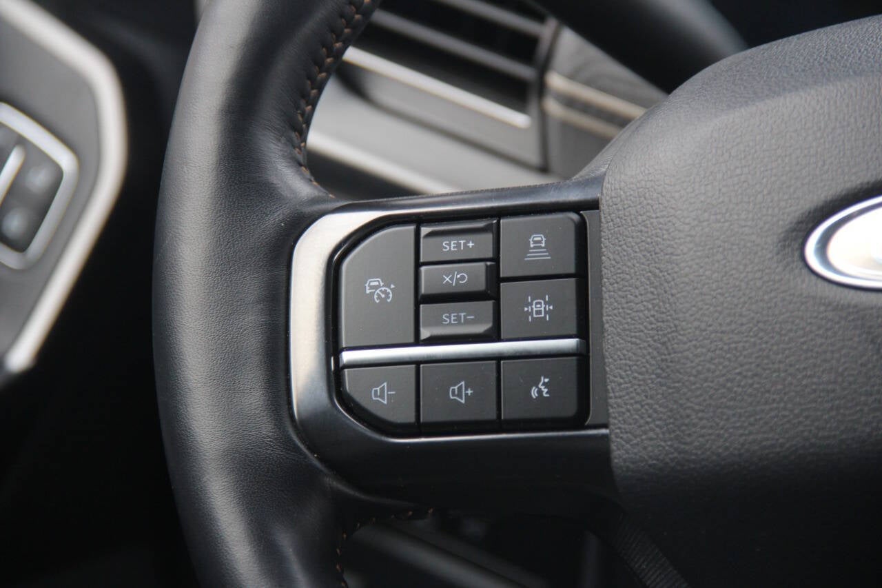 2023 Ford F-150 Platinum 4x4 4dr SuperCrew 5.5 ft. SB