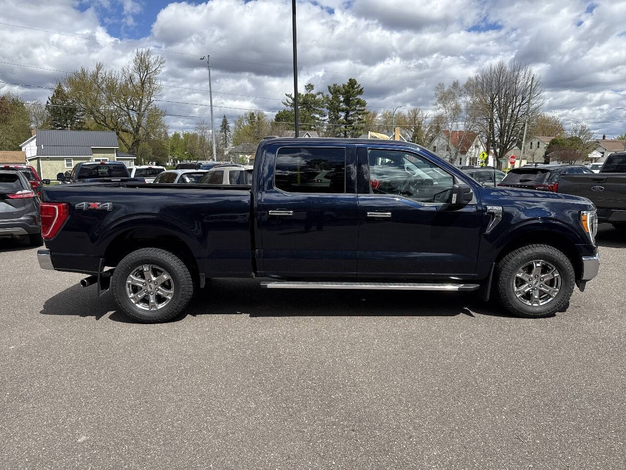 2022 Ford F-150 XLT 4x4 4dr SuperCrew 6.5 ft. SB