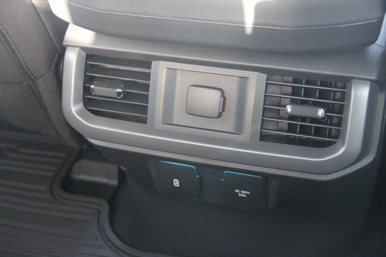 2025 Ford F-150 XLT 4x4 4dr SuperCrew 5.5 ft. SB