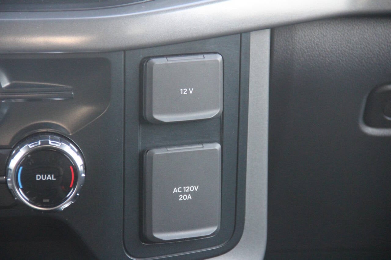 2025 Ford F-150 XLT 4x4 4dr SuperCrew 5.5 ft. SB