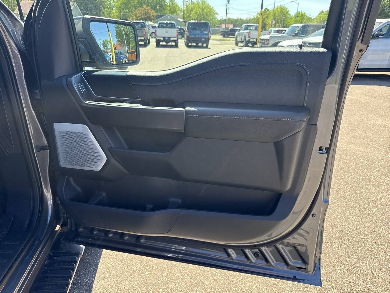 2025 Ford F-150 Lariat 4x4 4dr SuperCrew 5.5 ft. SB