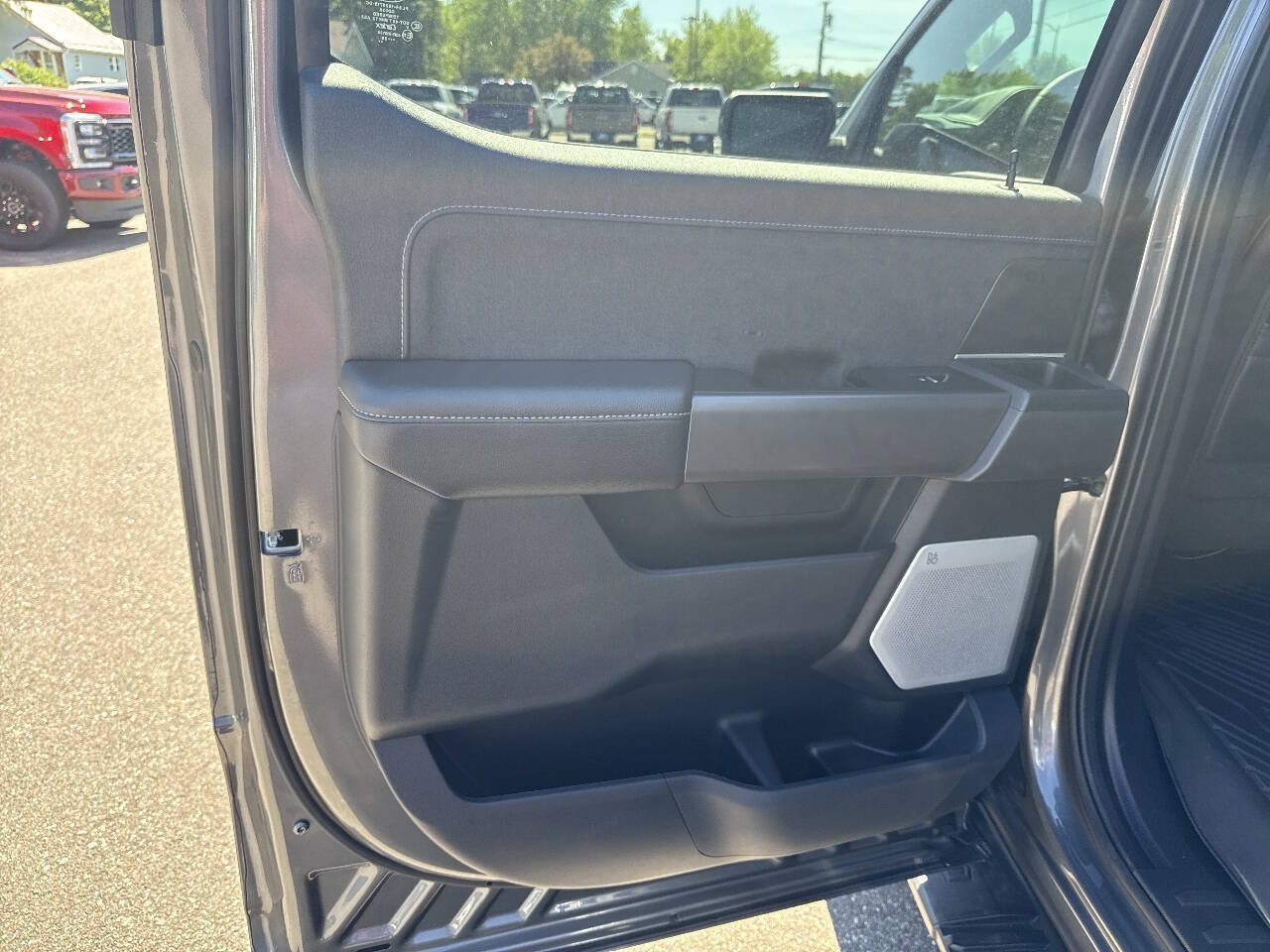 2025 Ford F-150 Lariat 4x4 4dr SuperCrew 5.5 ft. SB
