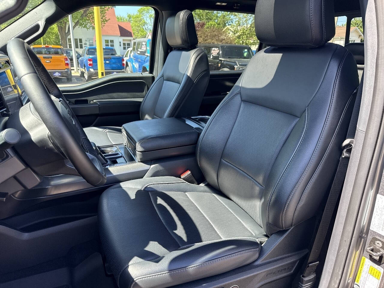2025 Ford F-150 Lariat 4x4 4dr SuperCrew 5.5 ft. SB