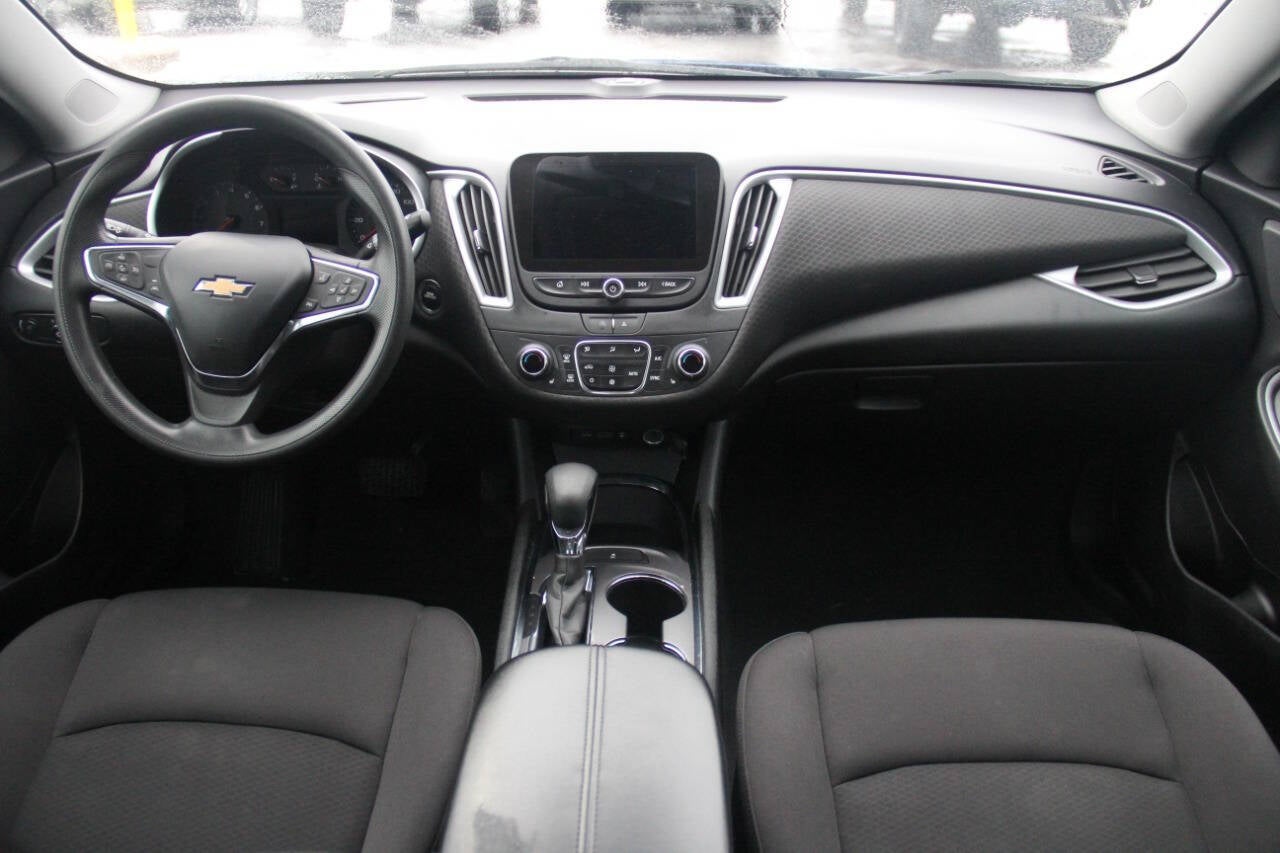 2023 Chevrolet Malibu LT 4dr Sedan w/1LT