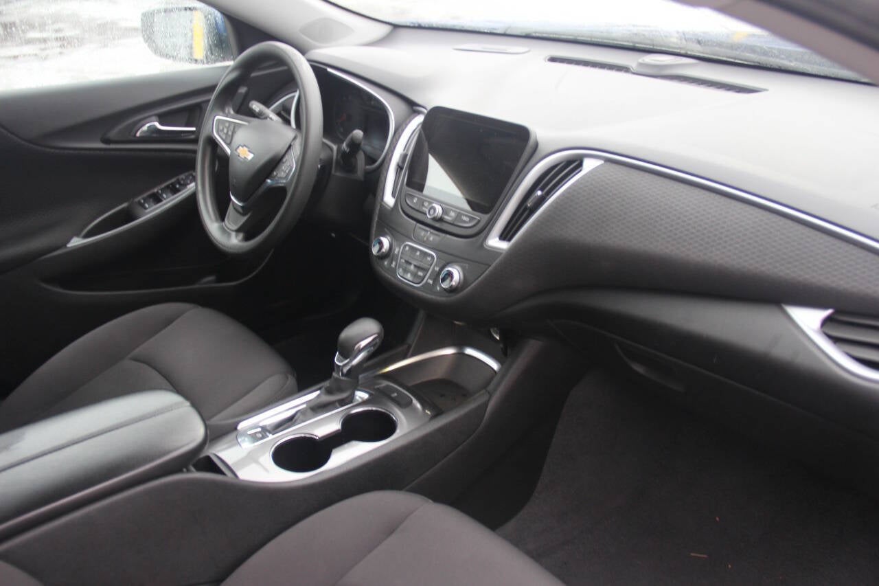 2023 Chevrolet Malibu LT 4dr Sedan w/1LT