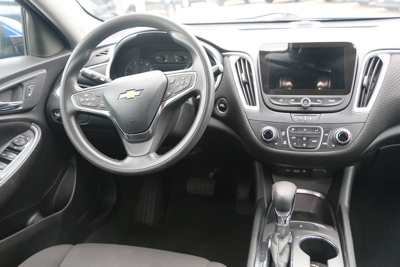 2023 Chevrolet Malibu LT 4dr Sedan w/1LT
