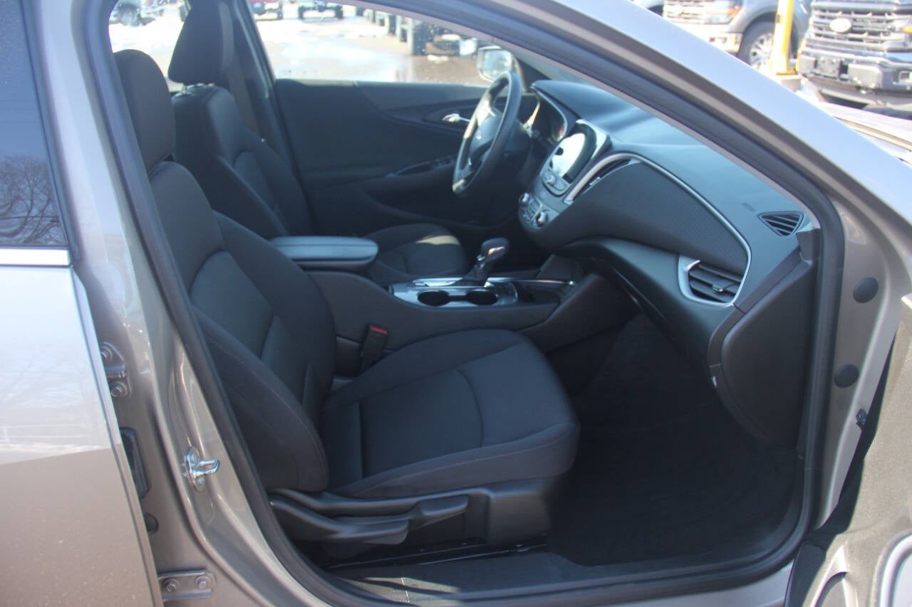 2024 Chevrolet Malibu LT 4dr Sedan w/1LT