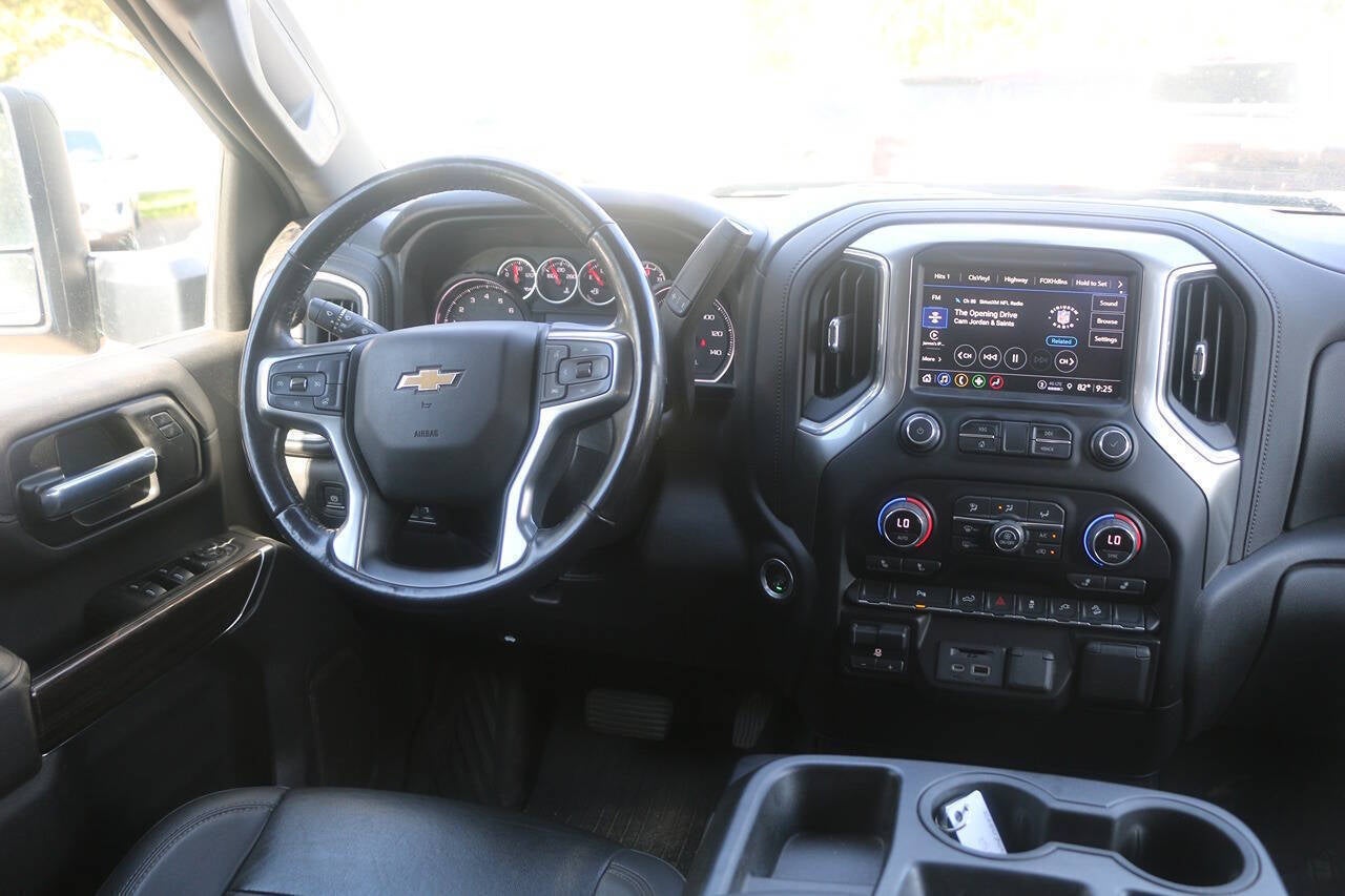 2021 Chevrolet Silverado 3500HD LT 4x4 4dr Crew Cab LB SRW