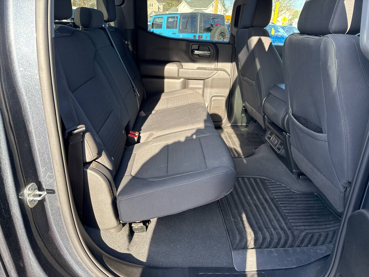 2021 Chevrolet Silverado 1500 LT 4x4 4dr Crew Cab 5.8 ft. SB w/1LT