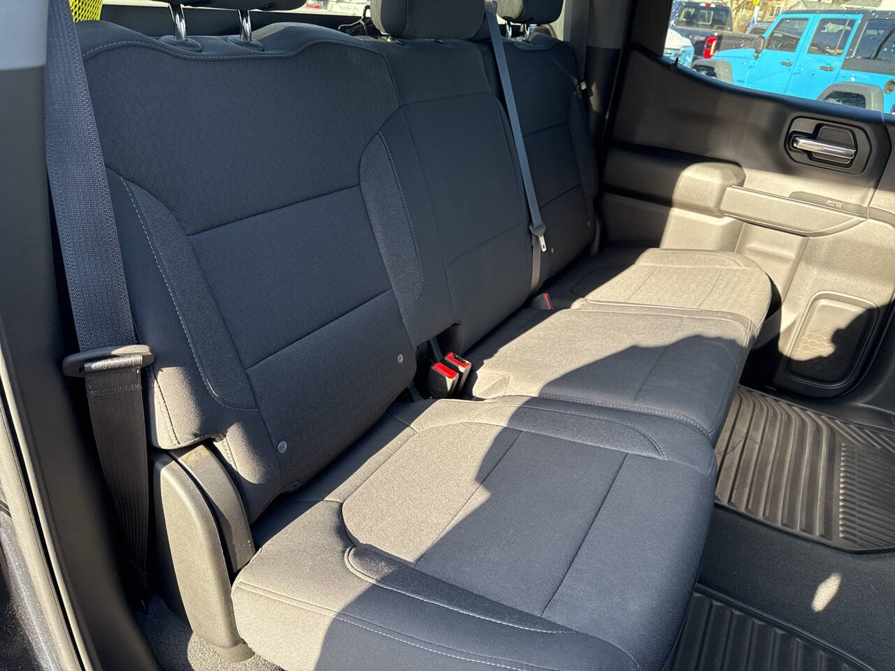 2021 Chevrolet Silverado 1500 LT 4x4 4dr Crew Cab 5.8 ft. SB w/1LT