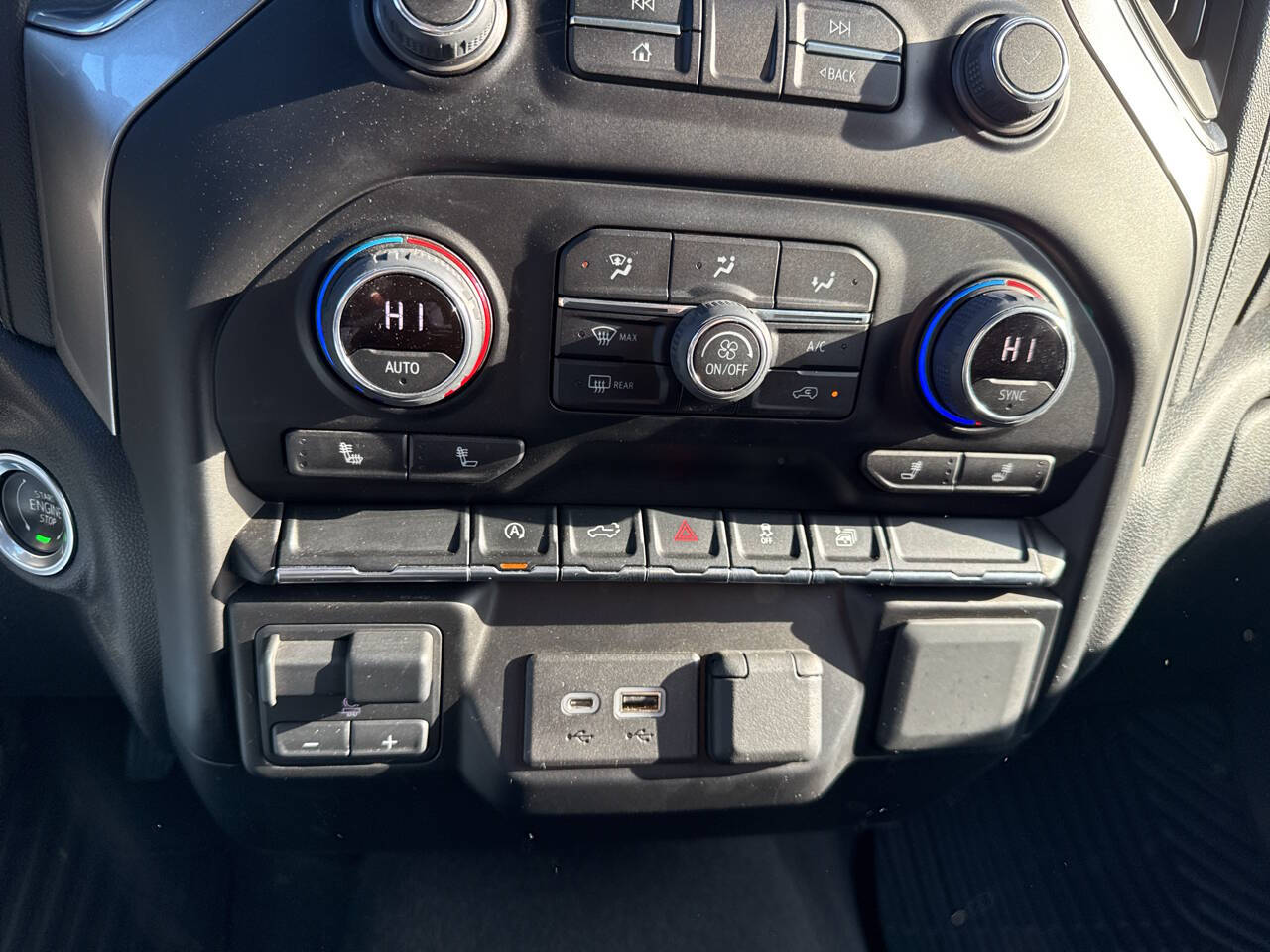 2021 Chevrolet Silverado 1500 LT 4x4 4dr Crew Cab 5.8 ft. SB w/1LT