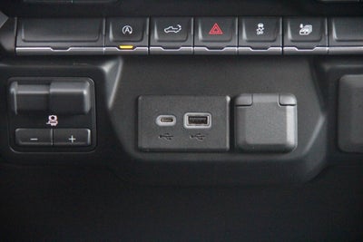 2021 Chevrolet Silverado 1500 LT 4x4 4dr Crew Cab 5.8 ft. SB w/1LT