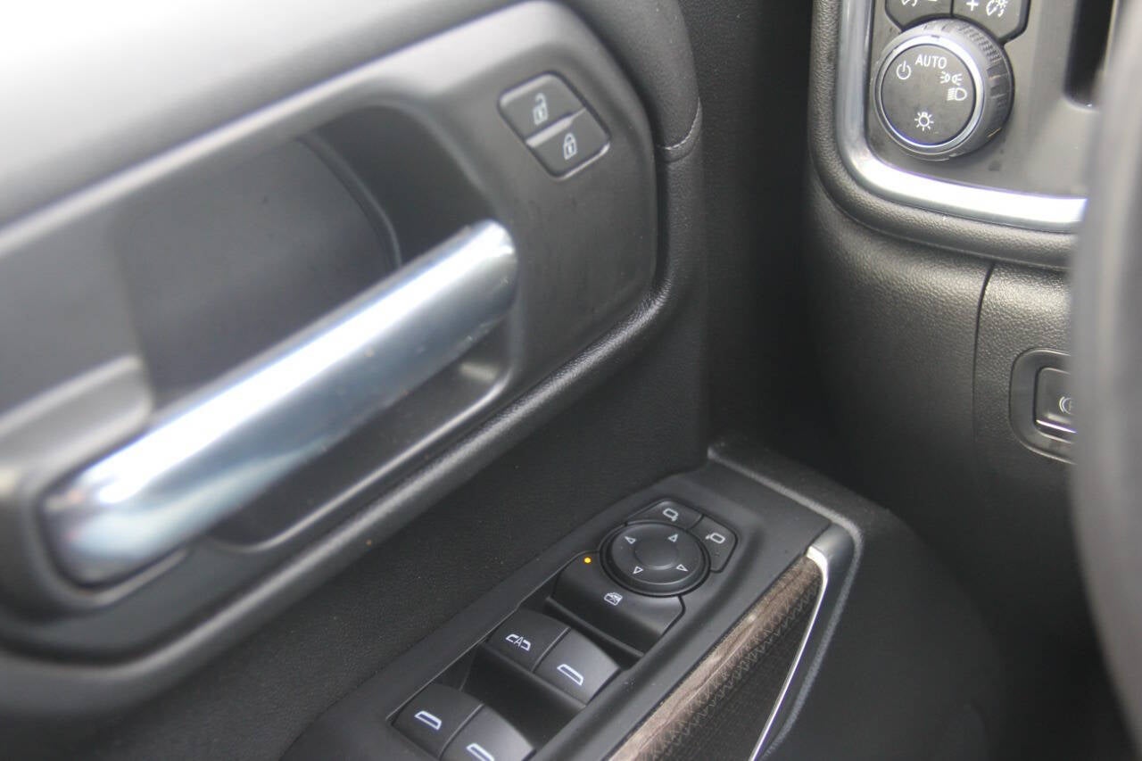 2021 Chevrolet Silverado 1500 LT 4x4 4dr Crew Cab 5.8 ft. SB w/1LT