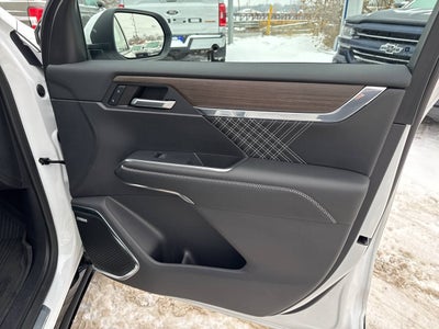 2024 GMC Acadia Denali 4x4 4dr SUV