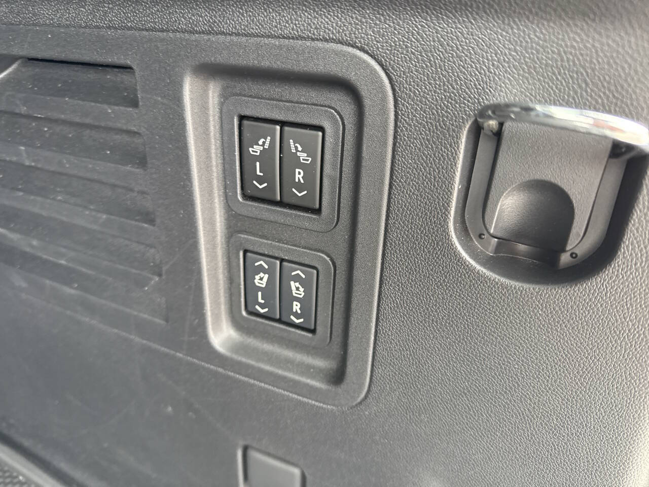 2024 GMC Acadia Denali 4x4 4dr SUV