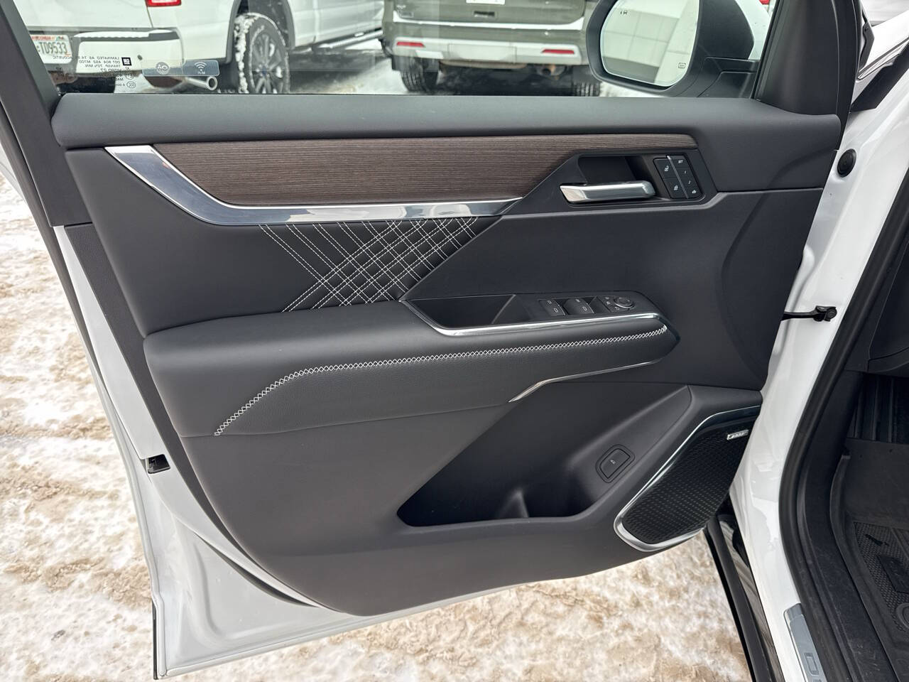 2024 GMC Acadia Denali 4x4 4dr SUV