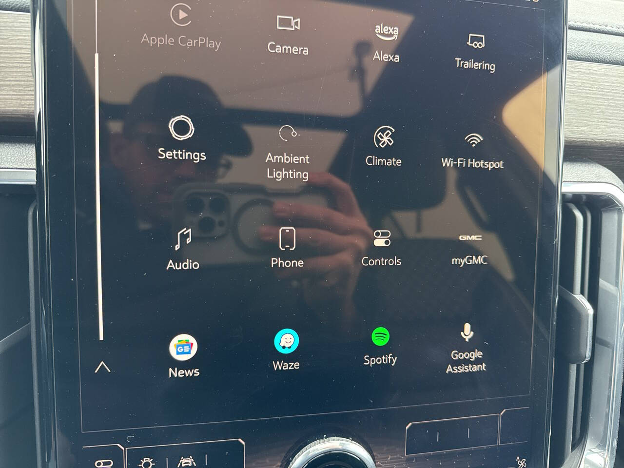 2024 GMC Acadia Denali 4x4 4dr SUV