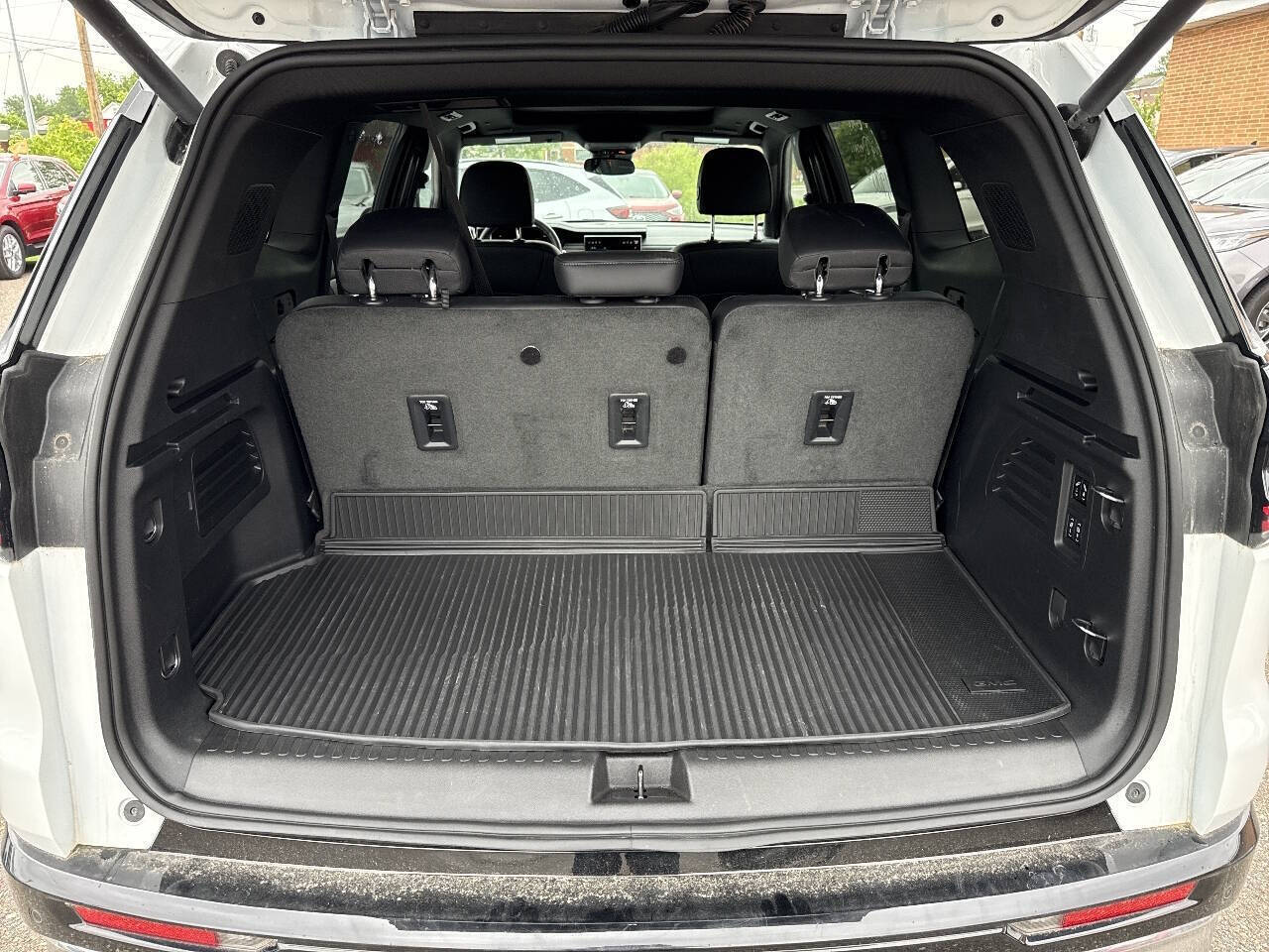 2024 GMC Acadia Denali 4x4 4dr SUV
