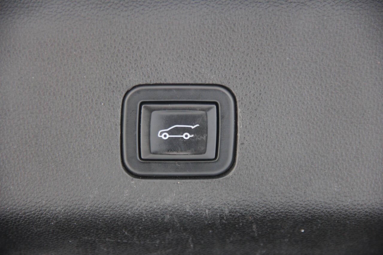 2023 GMC Yukon XL SLT 4x4 4dr SUV