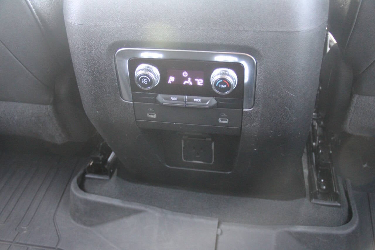 2023 GMC Yukon XL SLT 4x4 4dr SUV