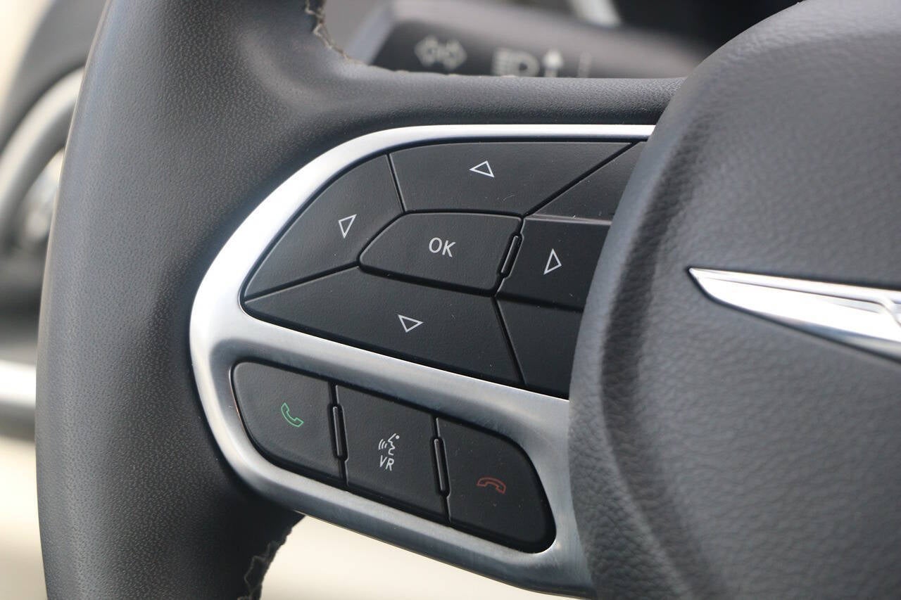 2024 Chrysler Pacifica Touring L 4dr Mini Van