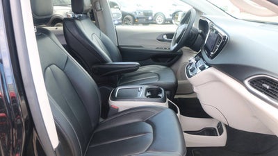 2024 Chrysler Pacifica Touring L 4dr Mini Van
