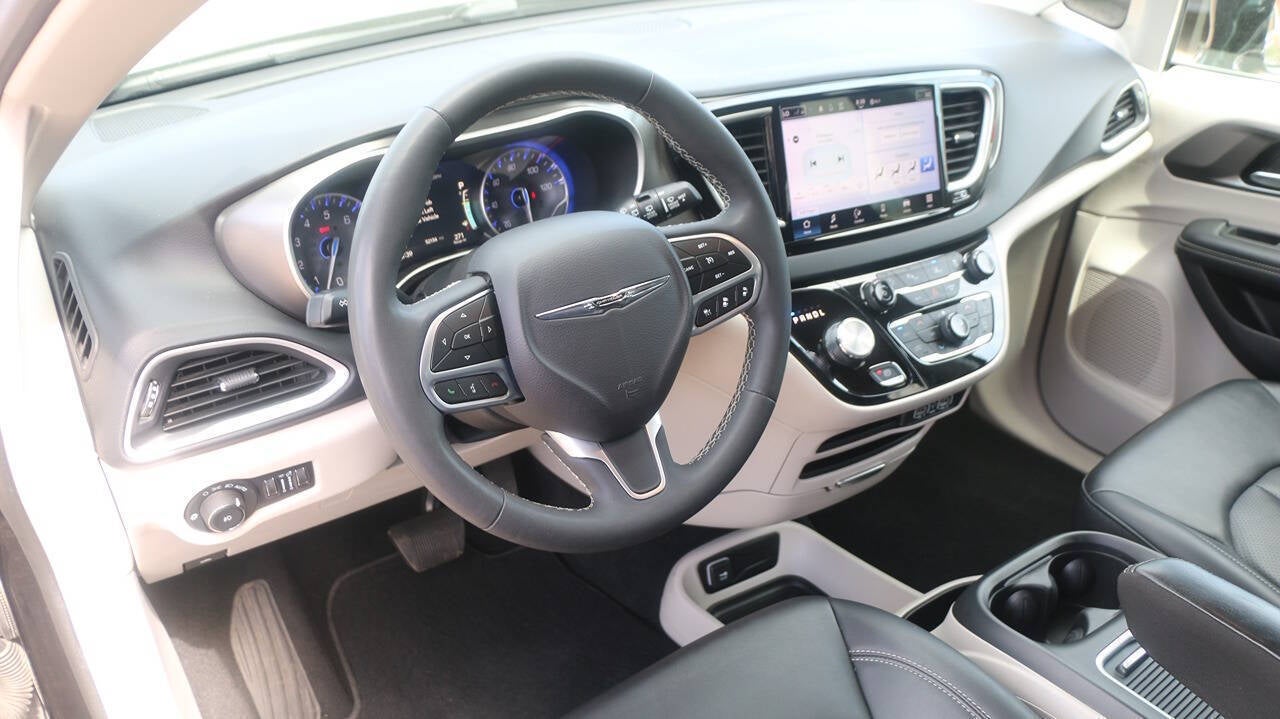 2024 Chrysler Pacifica Touring L 4dr Mini Van