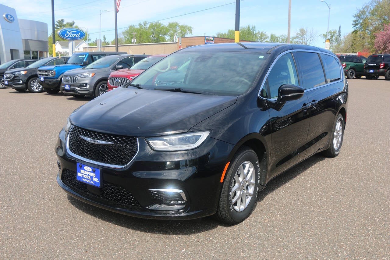 2024 Chrysler Pacifica Touring L 4dr Mini Van