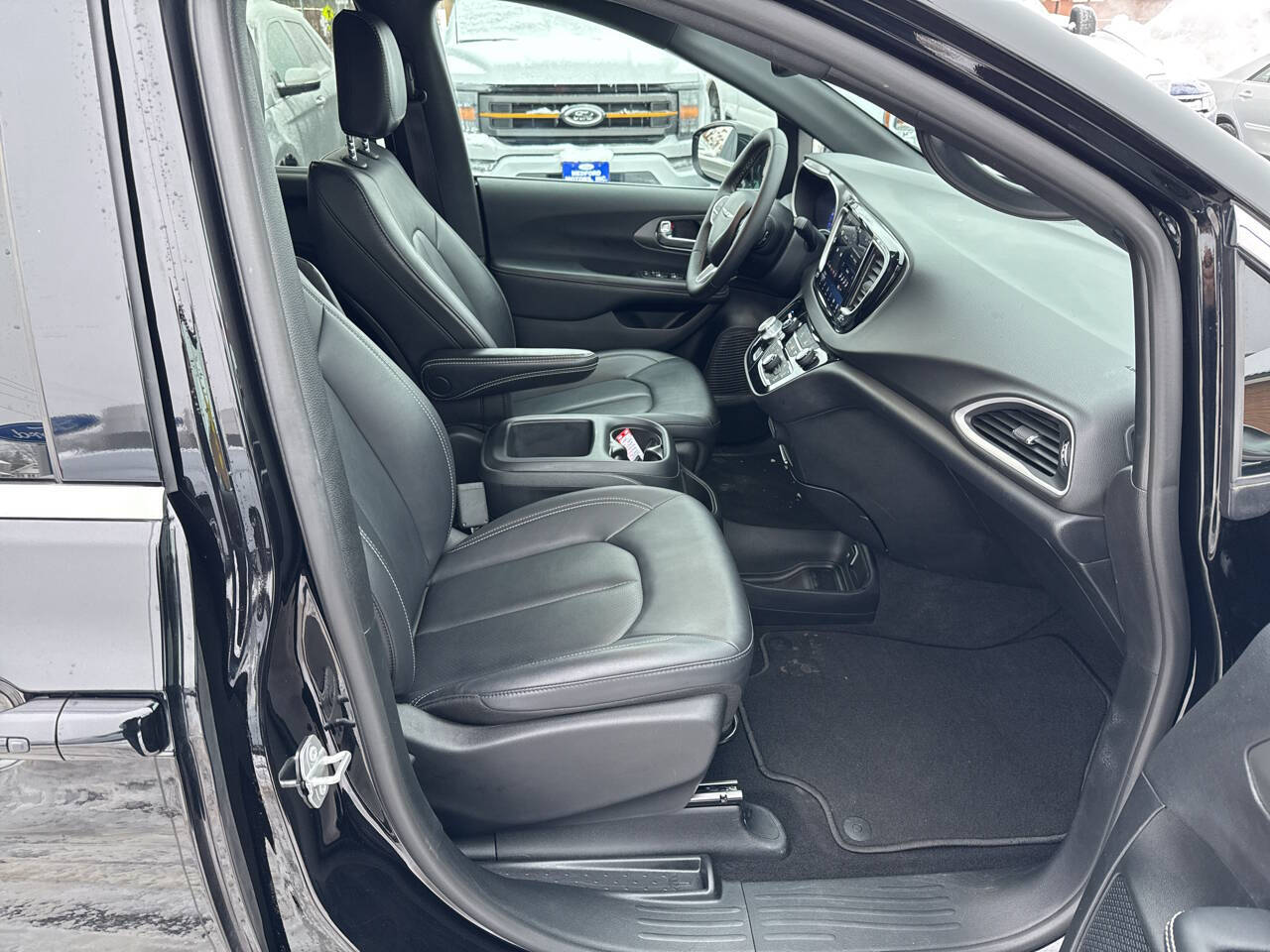 2025 Chrysler Pacifica Select 4dr Mini Van