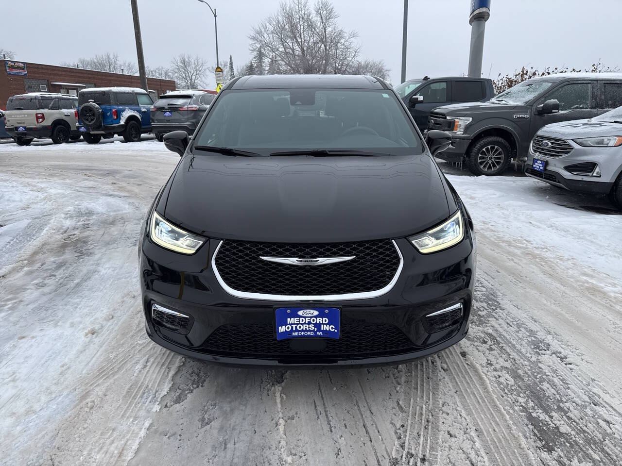 2025 Chrysler Pacifica Select 4dr Mini Van