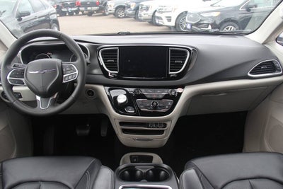 2024 Chrysler Pacifica Touring L 4dr Mini Van