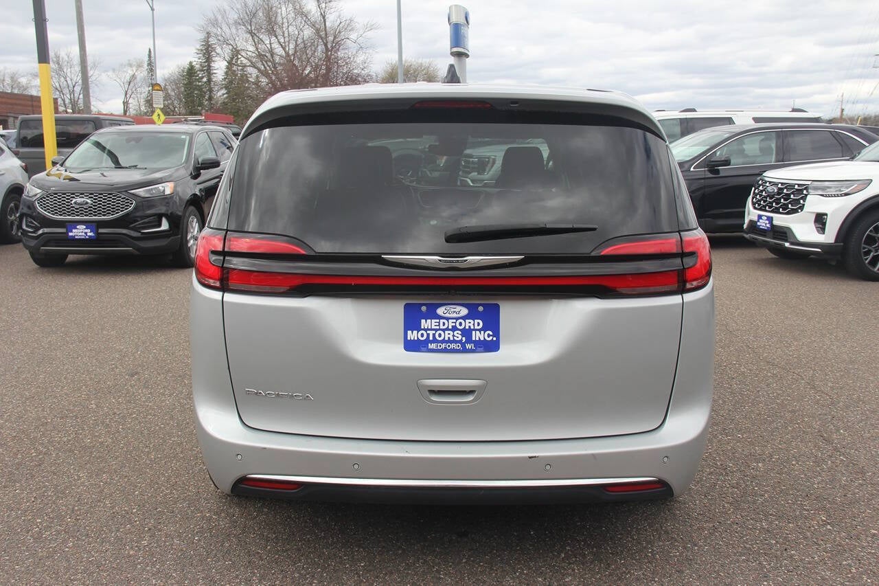 2024 Chrysler Pacifica Touring L 4dr Mini Van