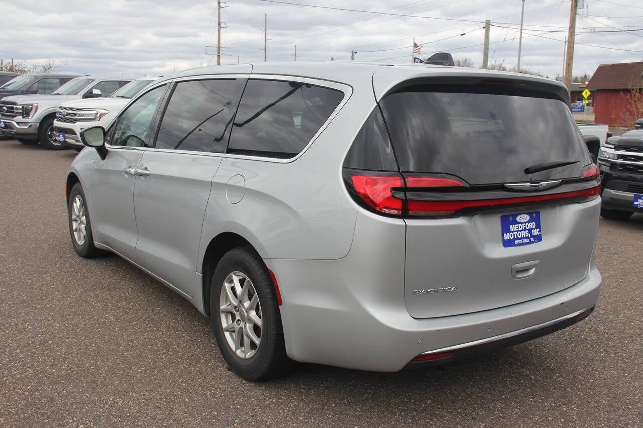 2024 Chrysler Pacifica Touring L 4dr Mini Van