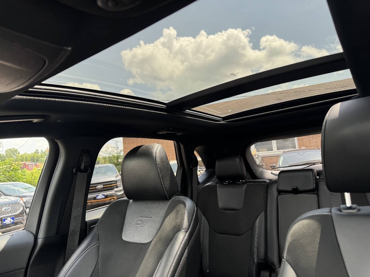 2022 Ford Edge ST AWD 4dr Crossover
