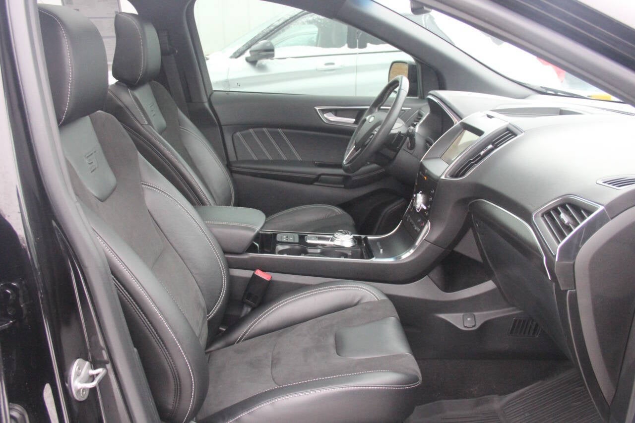 2020 Ford Edge ST AWD 4dr Crossover