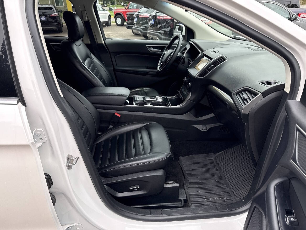2019 Ford Edge SEL AWD 4dr Crossover