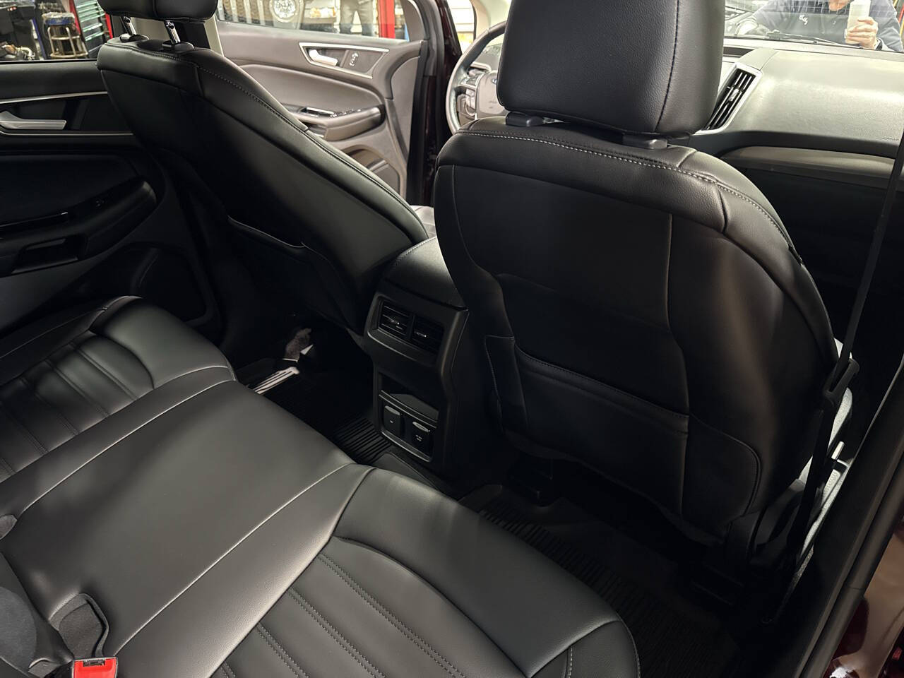 2020 Ford Edge SEL AWD 4dr Crossover