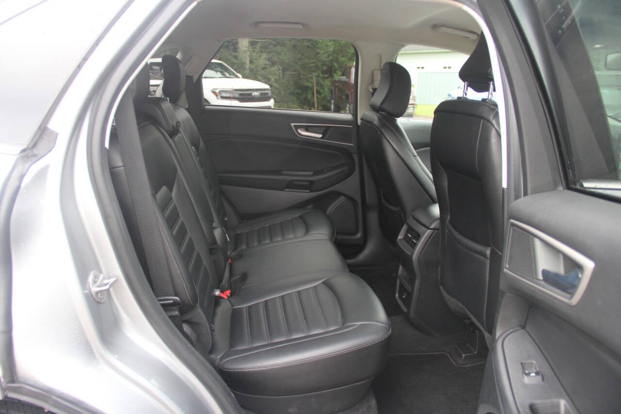 2022 Ford Edge SEL AWD 4dr Crossover