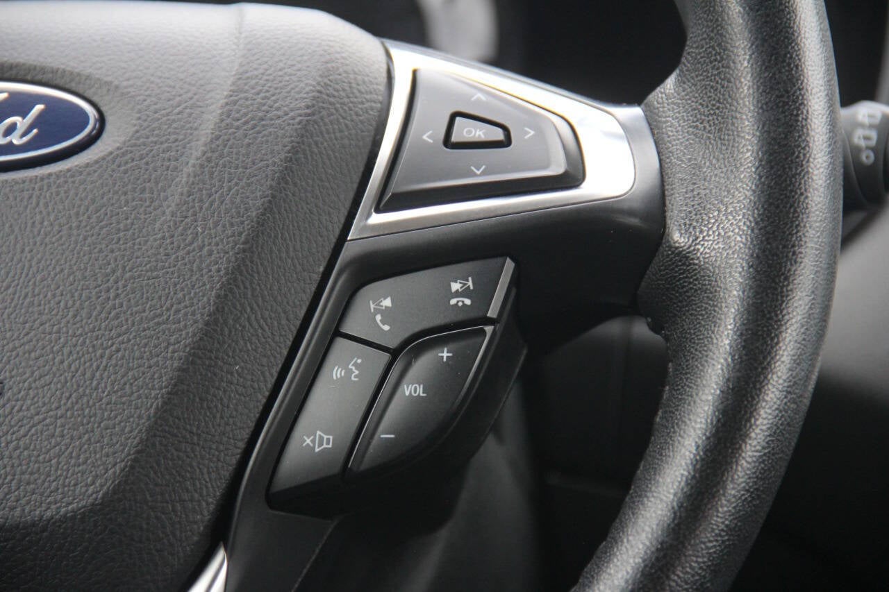 2022 Ford Edge SEL AWD 4dr Crossover