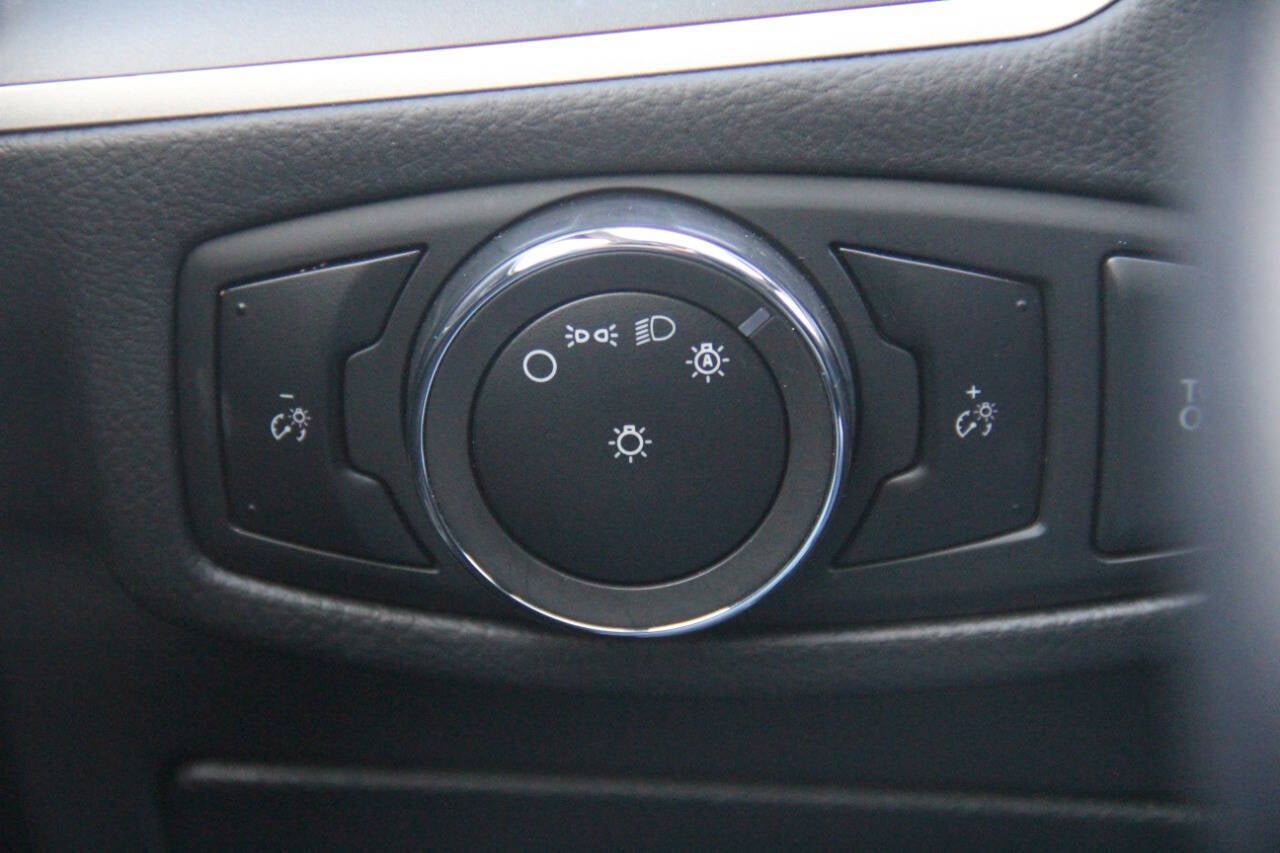 2023 Ford Edge SEL AWD 4dr Crossover