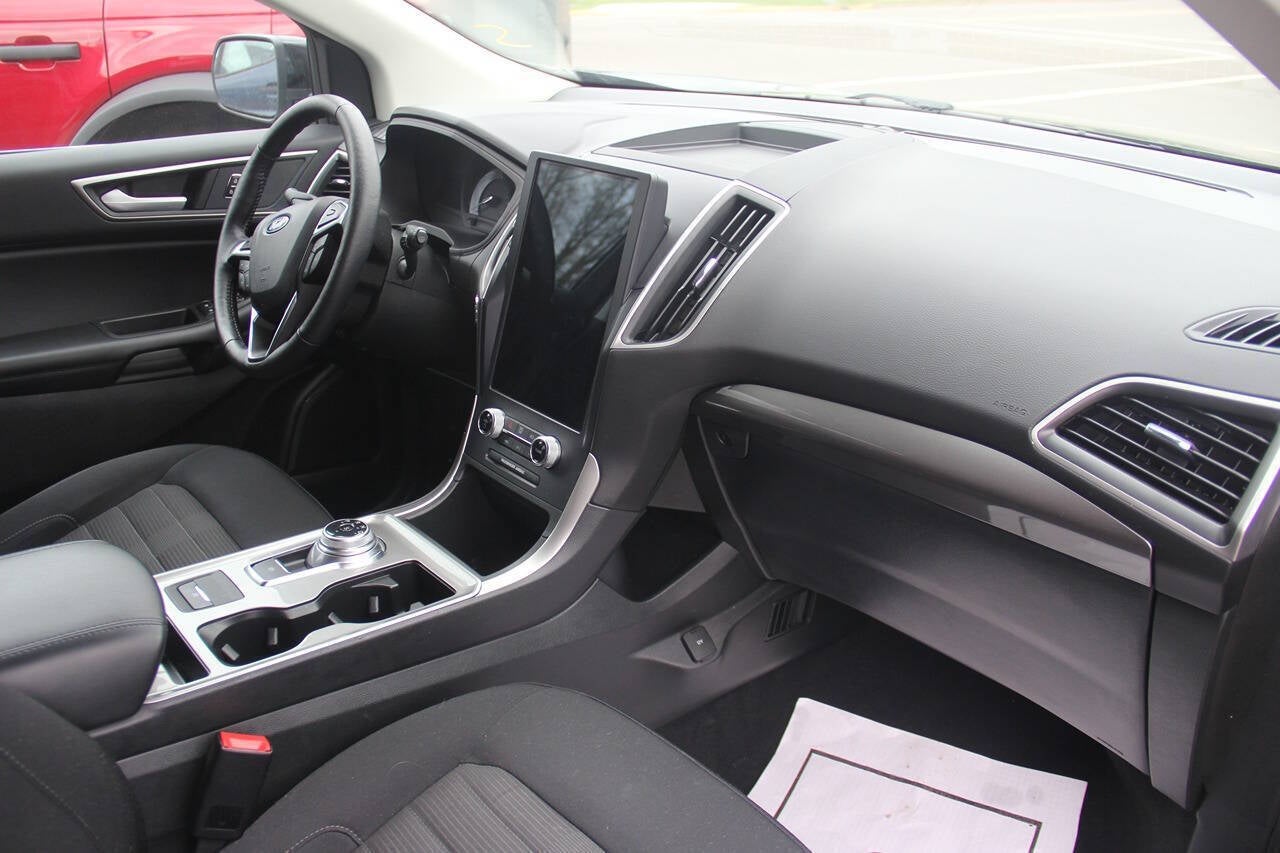 2024 Ford Edge SEL AWD 4dr SUV
