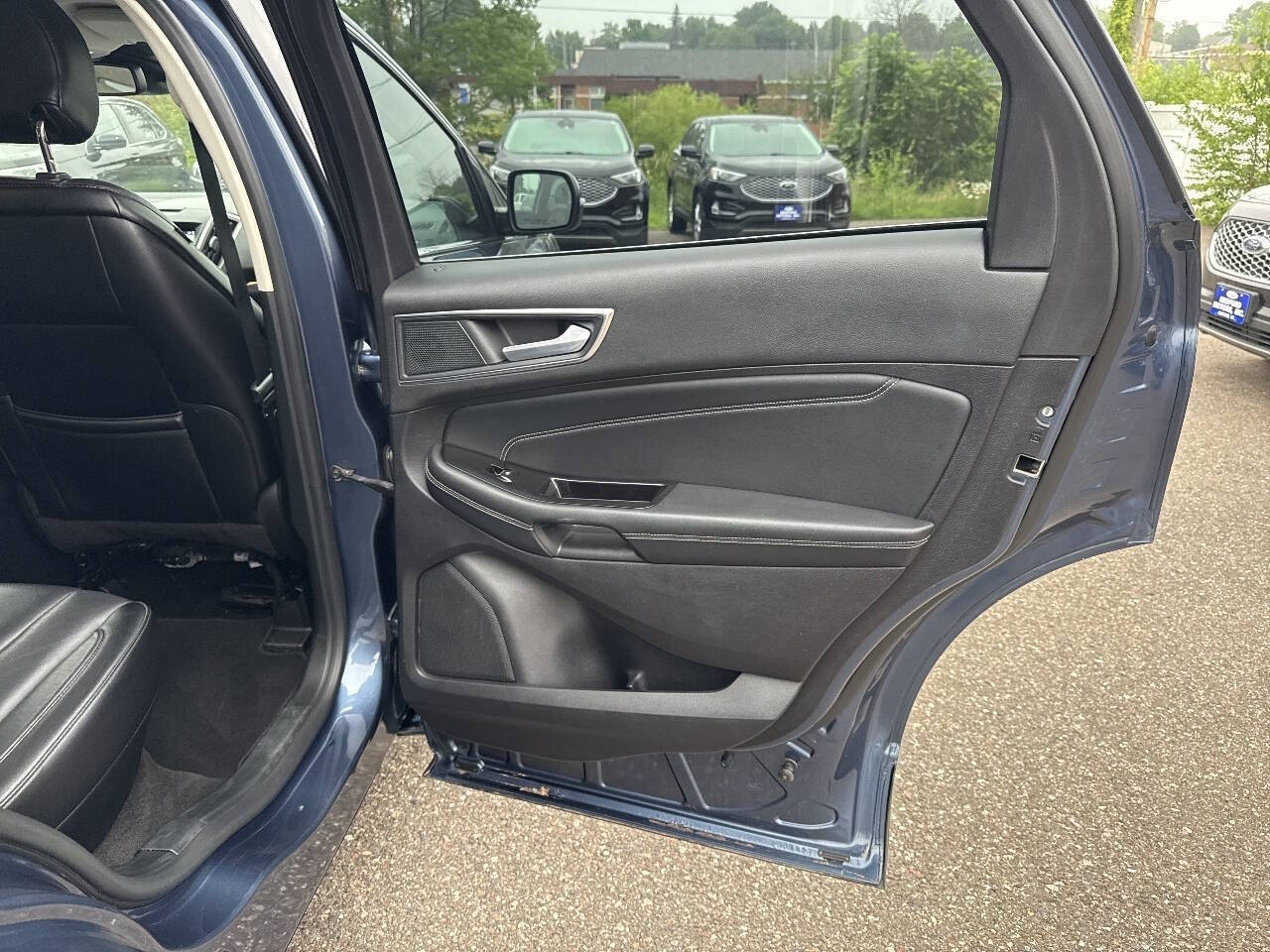 2019 Ford Edge Titanium AWD 4dr Crossover
