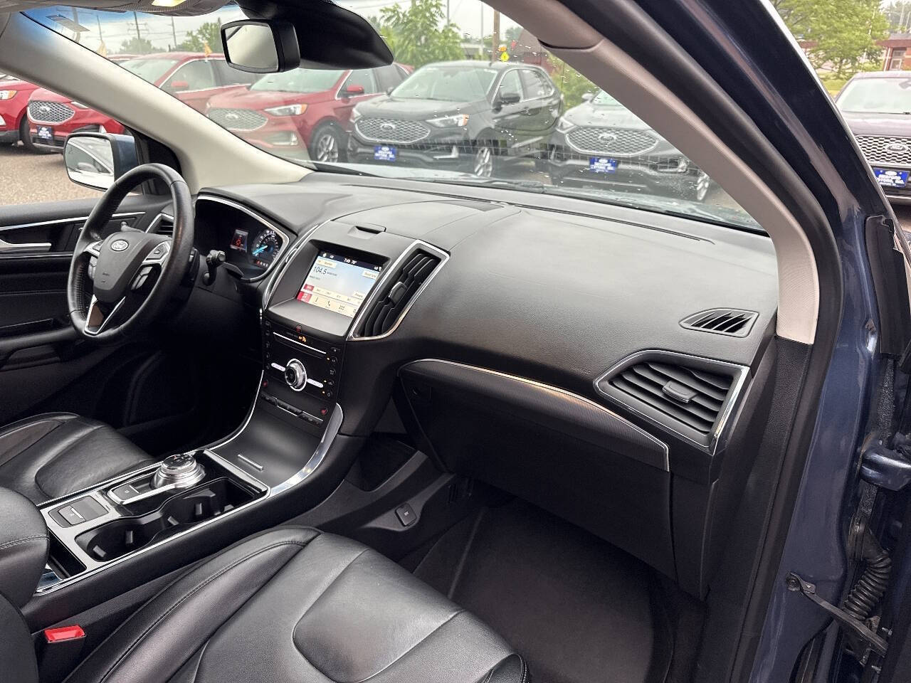 2019 Ford Edge Titanium AWD 4dr Crossover