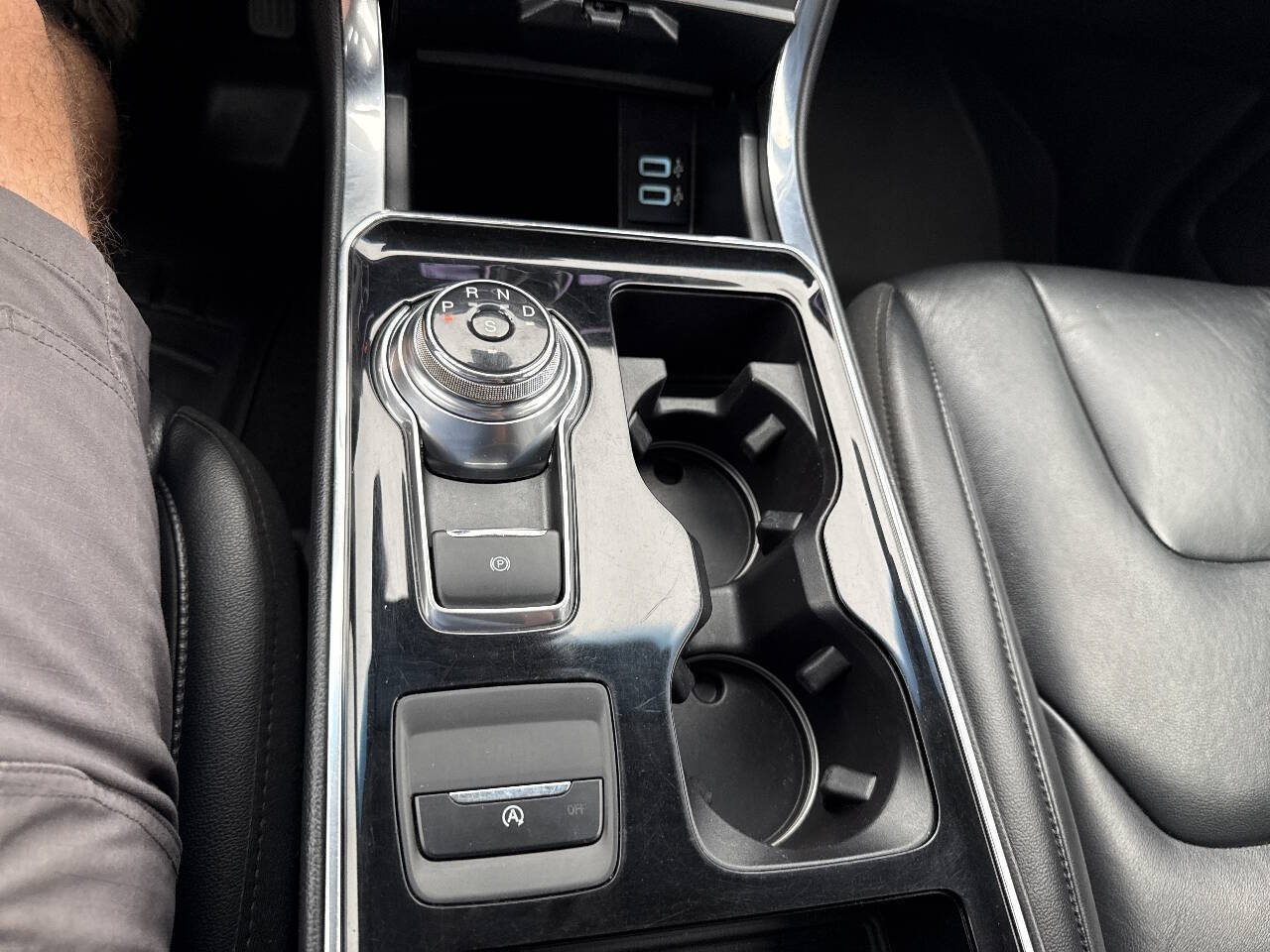 2019 Ford Edge Titanium AWD 4dr Crossover