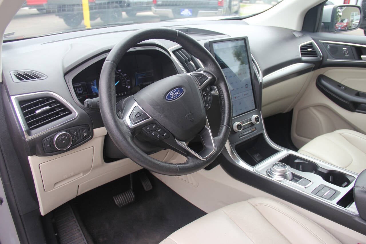 2022 Ford Edge Titanium AWD 4dr Crossover