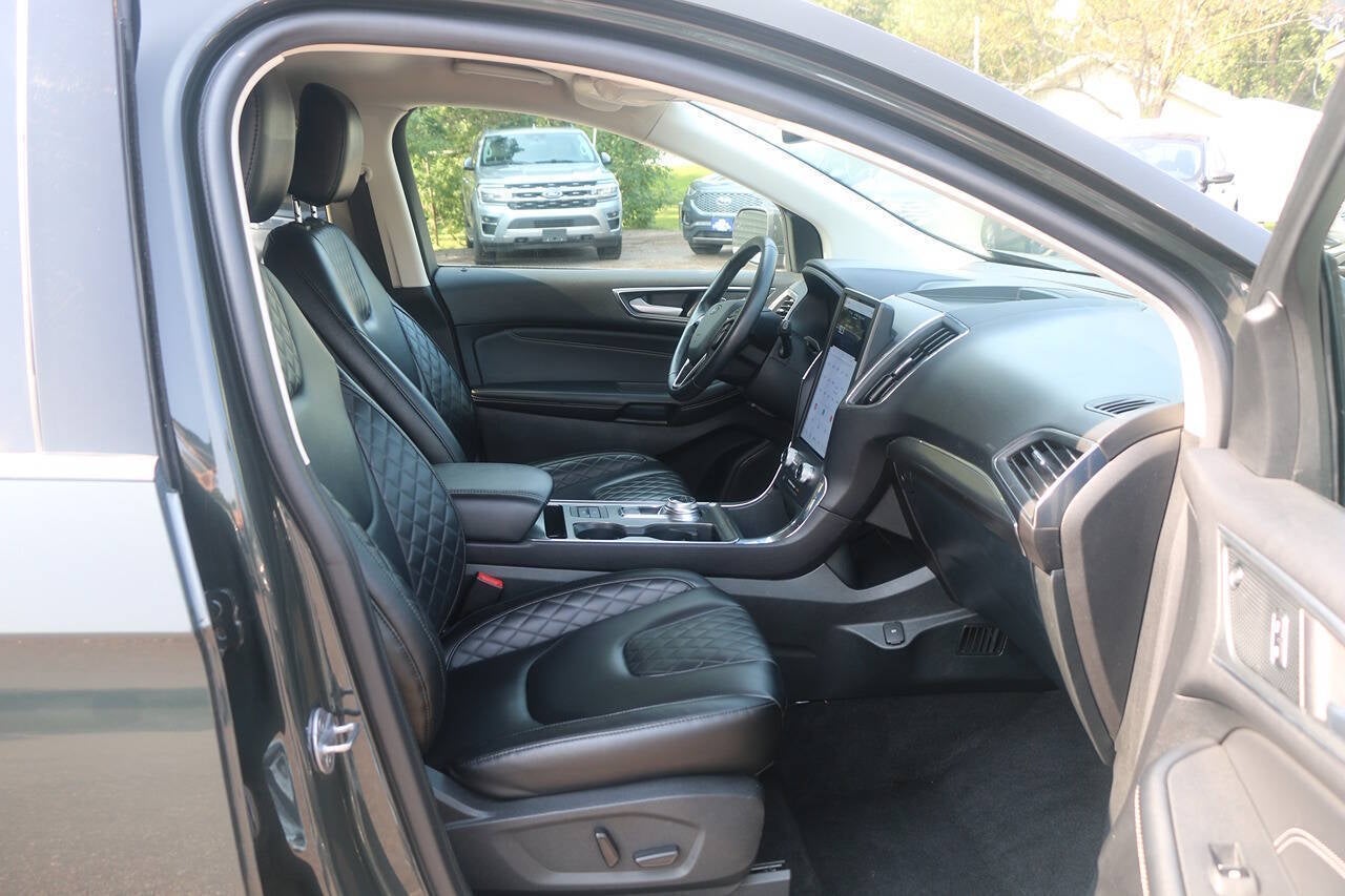 2024 Ford Edge Titanium AWD 4dr SUV