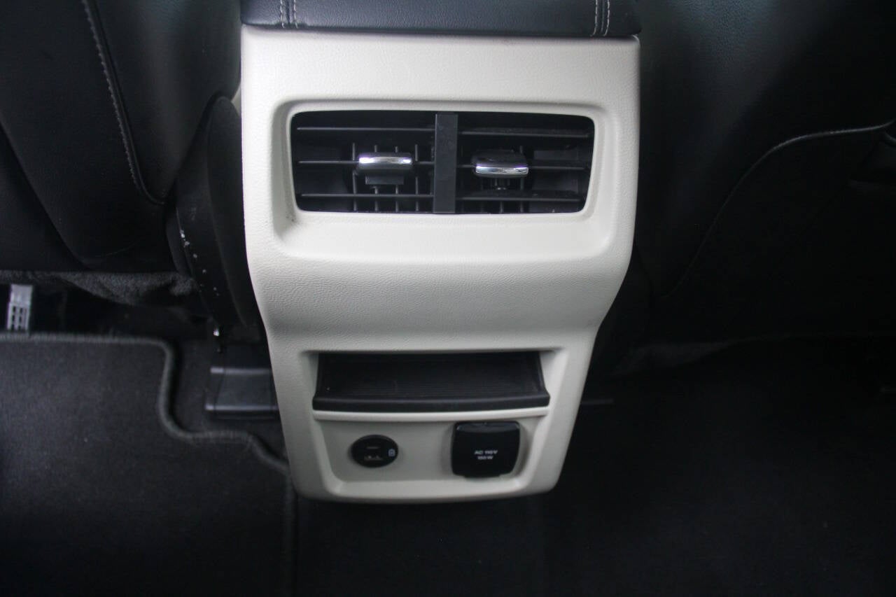 2022 Ford Edge Titanium AWD 4dr Crossover