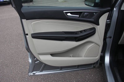 2022 Ford Edge Titanium AWD 4dr Crossover