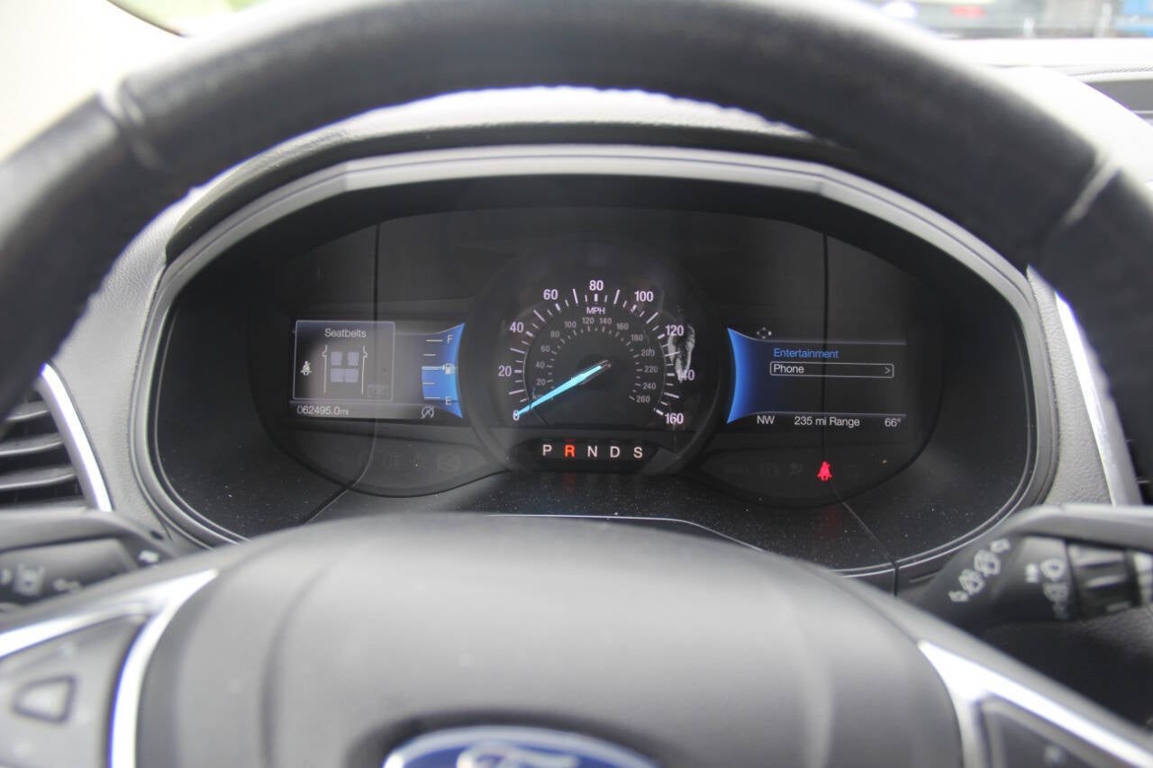 2022 Ford Edge Titanium AWD 4dr Crossover