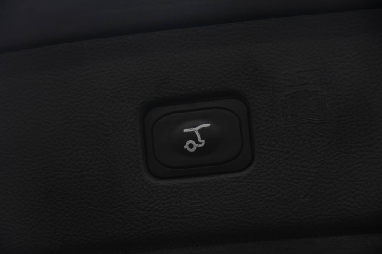 2022 Ford Edge Titanium AWD 4dr Crossover